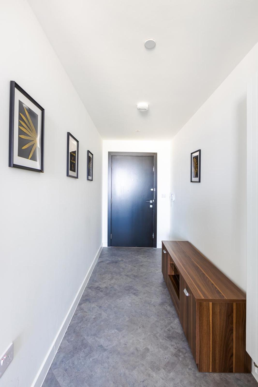 Luxury Apt Near Canary Wharf With Stunning Views Лондон Экстерьер фото